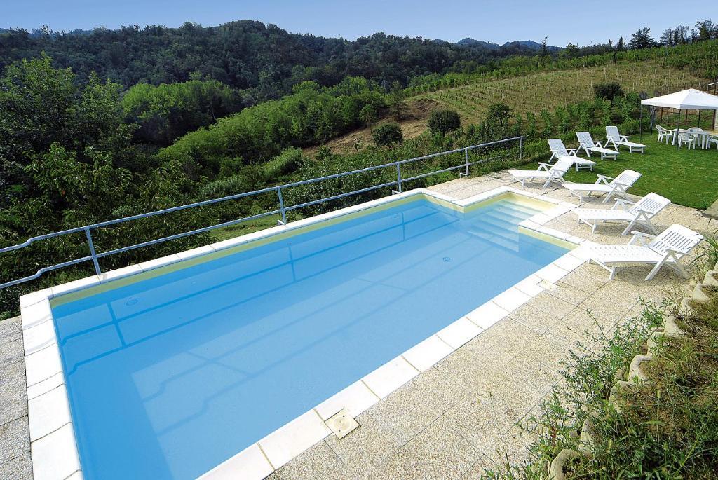 Agriturismo Cascina Vrona Villa Monteu Roero Buitenkant foto